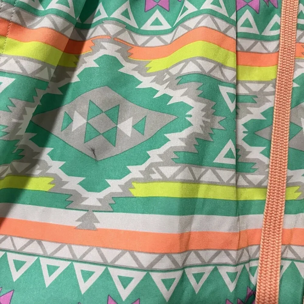 Chubbies En Fuego Aztec 7” Swim Trunks‎ Size M Lined Beach Vacation Men's NWOT